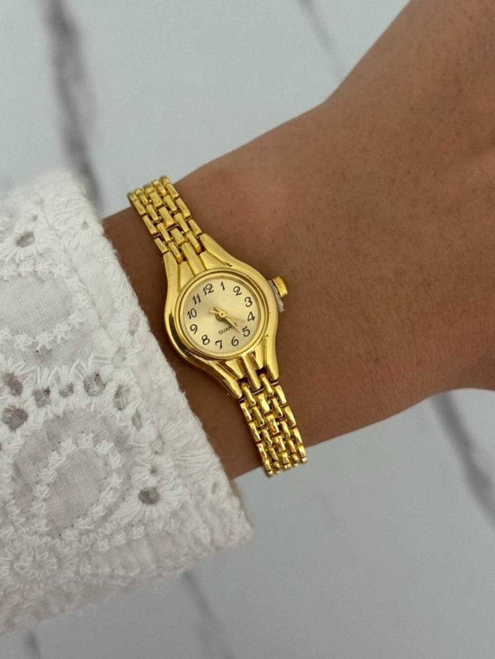 Sku0492 vintage vibe gold‎ mini quartz watch stainless steel + in a gift box